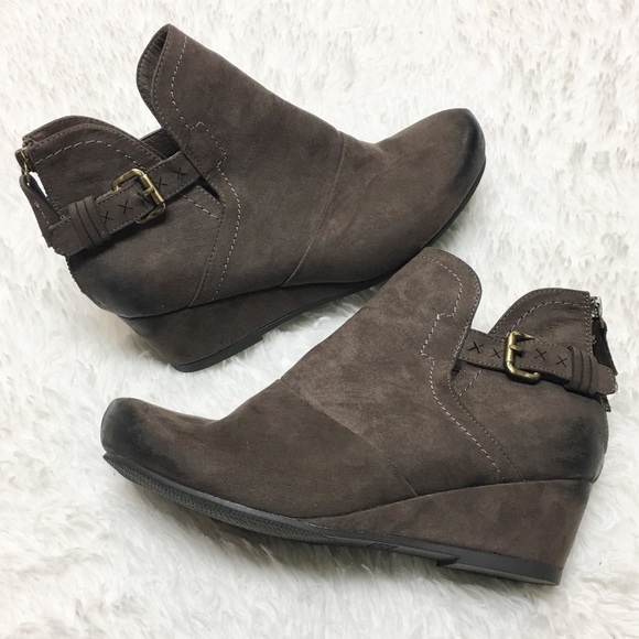 axxiom chloe booties